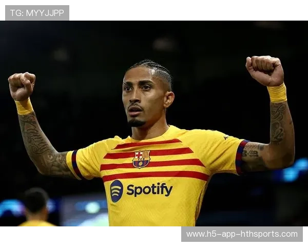 拉菲尼亚门前补射完成大逆转